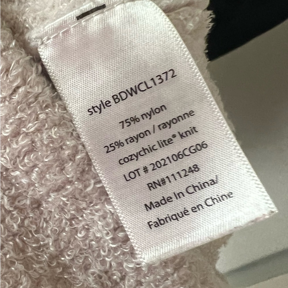 Barefoot dreams sweatshirt - Picture 7 of 7